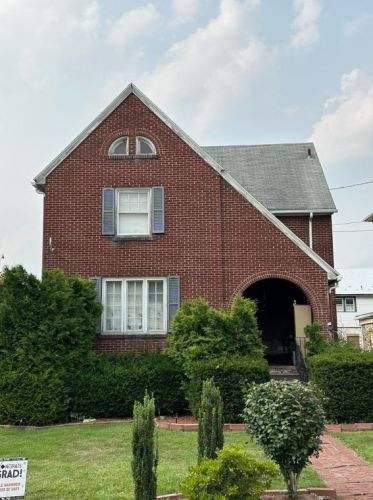 374 Church St, Somerset, PA 15501-1951