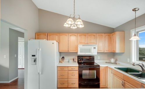 808 218th St, East Farmington WI  54020-4518 exterior