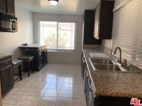 843 Denwall Dr, Long Beach, CA 90746-3069