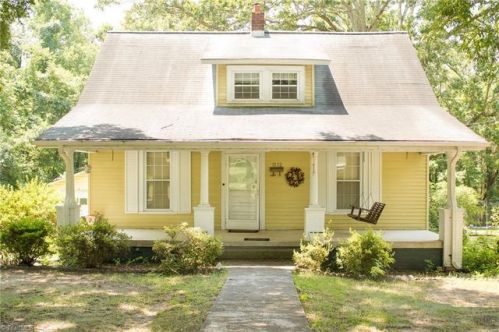 1112 2nd St, Eden NC  27288-4620 exterior