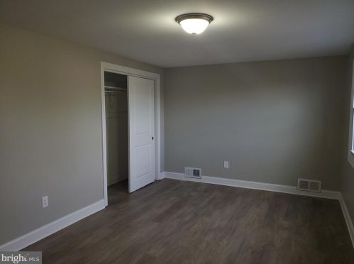 15 Holyoke Ln, Willingboro NJ  08046-1742 exterior