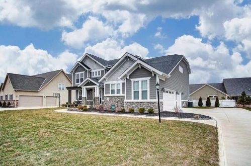 735 Meadow Ridge Way, Marysville OH  43040-8119 exterior