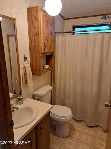 5518 Box R St, Tucson AZ  85713-6328 exterior