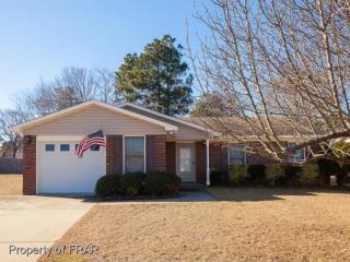 1652 Winnabow Dr, Fayetteville, NC 28304-4838