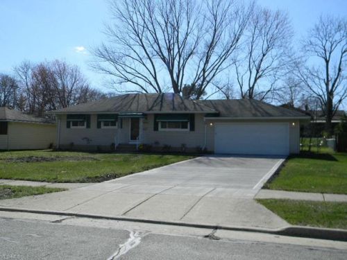 6026 Kimberly Dr, Cleveland, OH 44146-3021