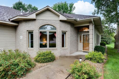 12170 Bluebird Cir, Minneapolis, MN 55448-2075