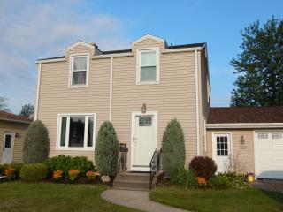 158 Fries Rd, Tonawanda, NY 14150-9132
