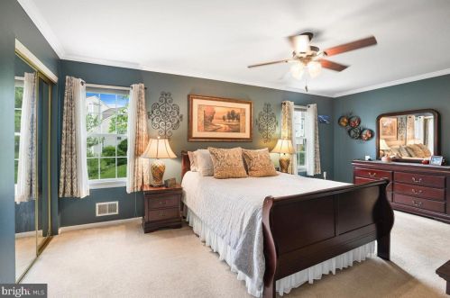 27 Heritage St, Trenton NJ exterior