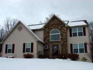 414 Stoney Run Rd, Primrose, PA 17901-9115
