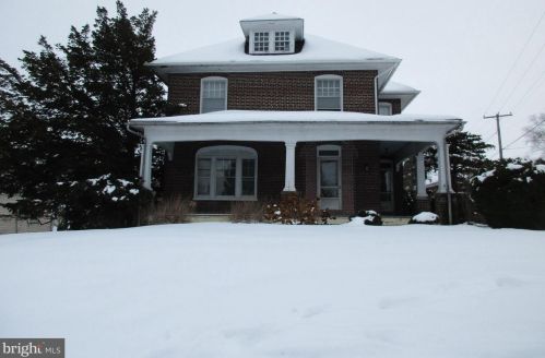 901 State St, Ephrata, PA 17522-9235