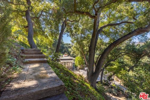 1125 Old Topanga Canyon Rd, Topanga CA  90290-3825 exterior