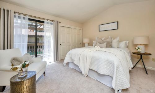 41 Fountain Grove Cir, Fairfield CA  94558-2483 exterior