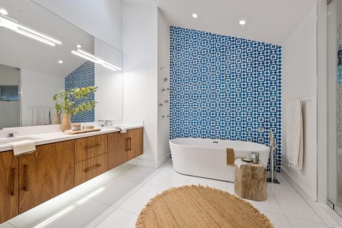 249 Blithedale Ave, Mill Valley CA  94941-2052 exterior