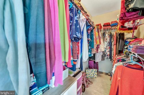 6 Caleb Ln, Princeton NJ 08540-6138 exterior