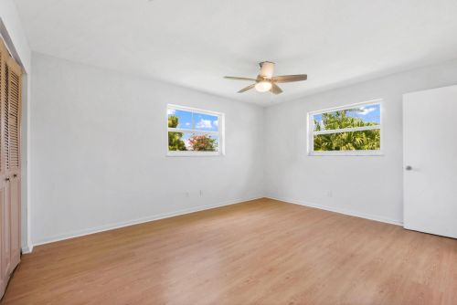 977 Sarto Ln, Fort Pierce FL  34953-2676 exterior