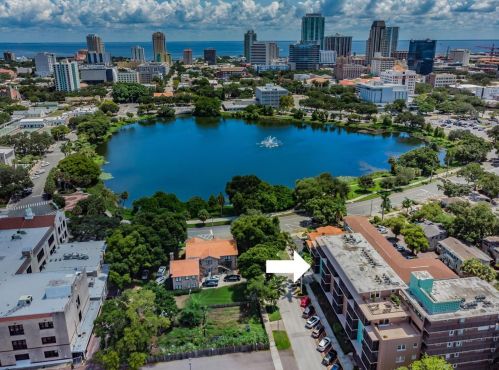 750 Burlington Ave, Saint Petersburg, FL 33701-3111