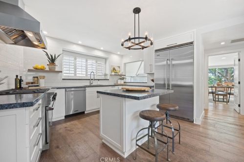 2901 San Juan Dr, Fullerton, CA 92835-1756