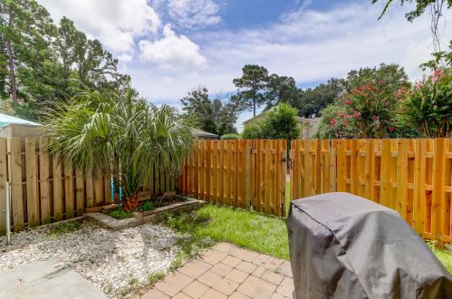 1823 Parc Vue Ave, Mount Pleasant SC  29464-7512 exterior