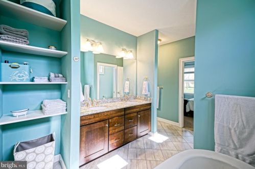 33675 Hunters Run, Lewes DE  19958-4844 exterior