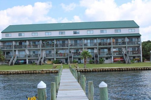 236 Miracle Strip Pkwy, Fort Walton Beach, FL 32548-6617