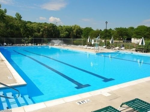 21 Duck Hawk Ct, Hackettstown NJ  07840-3306 exterior