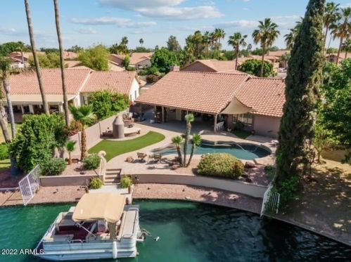 1010 Coast Dr, Gilbert, AZ 85233-7965