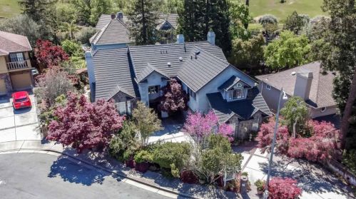 7265 Scarsdale Pl, San Jose CA  95120-4250 exterior