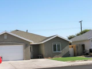 1133 Upjohn Ave, Ridgecrest, CA 93555-4755
