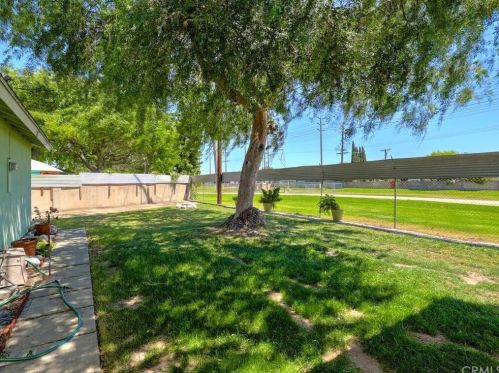 6424 Sherman Way, Buena Park CA  90620-1542 exterior