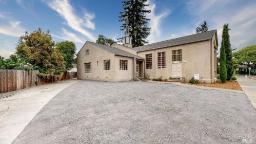 855 7 St, Santa Rosa CA  95401-6106 exterior