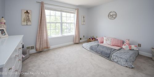 27 Goshawk Ct, Morganville NJ  07751-1073 exterior