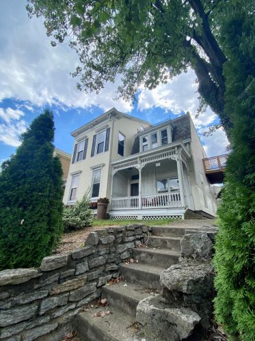 219 Elm St, Covington, KY 41016-1546