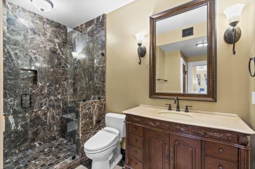 44 7 St, San Jose CA  95112-7401 exterior