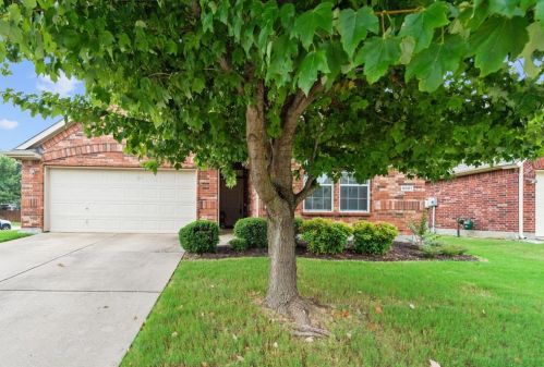 5801 Greenmeadow Dr, Argyle, TX 76226-2266