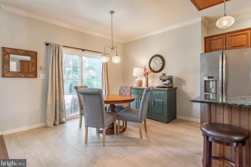 25 Summerlyn Dr, Ephrata PA  17522-9331 exterior