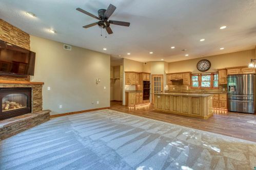 5078 Arrowhead Rd, Duluth MN 55811-1453 exterior