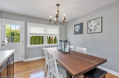 2 Lenhome Dr, Cranford NJ 07016-2954 exterior