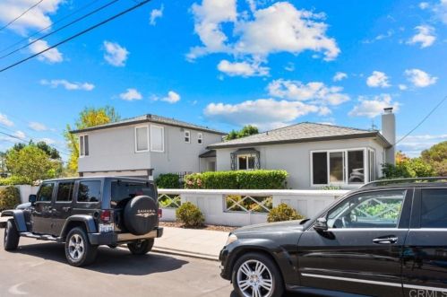 2879 Ivy St, San Diego, CA 92104-5527