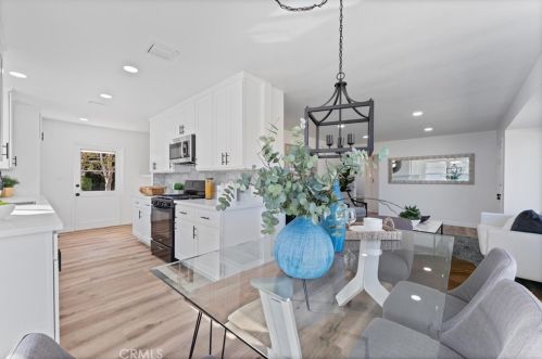 1052 Palmyra Ave, Orange CA  92866-2423 exterior