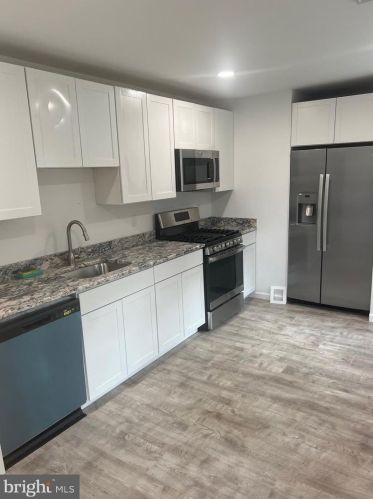 12 Colwick Dr, Somers Point, NJ 08244-1454