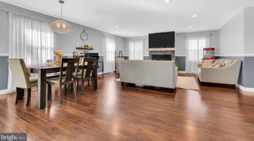 71 Harrington Cir, Willingboro NJ  08046-1823 exterior