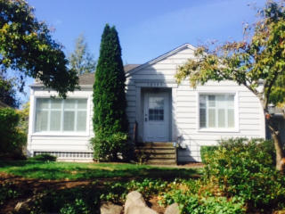 10309 23rd Ave, Seattle WA  98125-7615 exterior