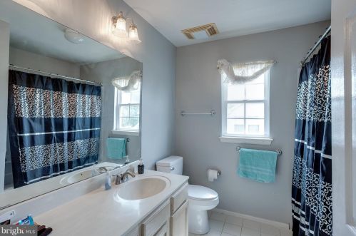 218 Harrogate Dr, Lumberton Township NJ  08048-5050 exterior