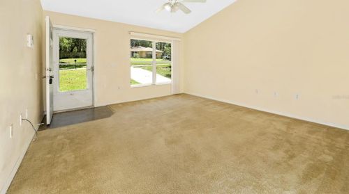 861 Greenwood Ave, Orange City, FL 32763-5706