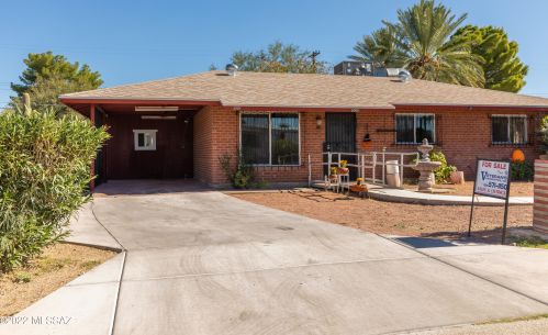 6501 Calle Dened, Tucson, AZ 85710-5613