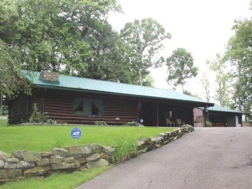 1728 Mohawk Ave, Warren PA  16365-3407 exterior