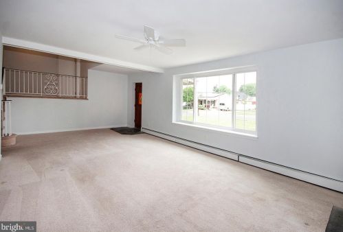 424 2nd Ave, Gloucester NJ  08031-1411 exterior