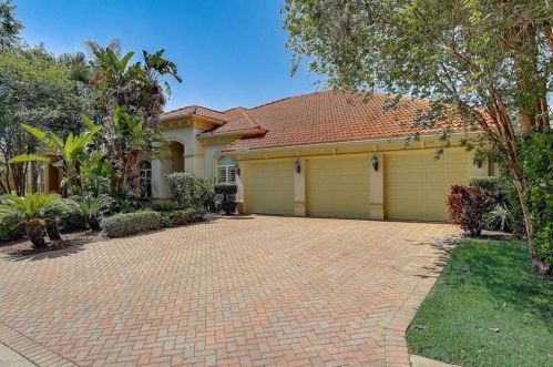 10600 Garda Dr, New Port Richey, FL 34655-7048