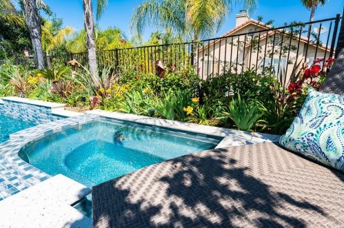 32418 Magenta Ct, Temecula CA  92592-3876 exterior