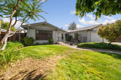7093 Canelo Hills Dr, Citrus Heights, CA 95610-4031